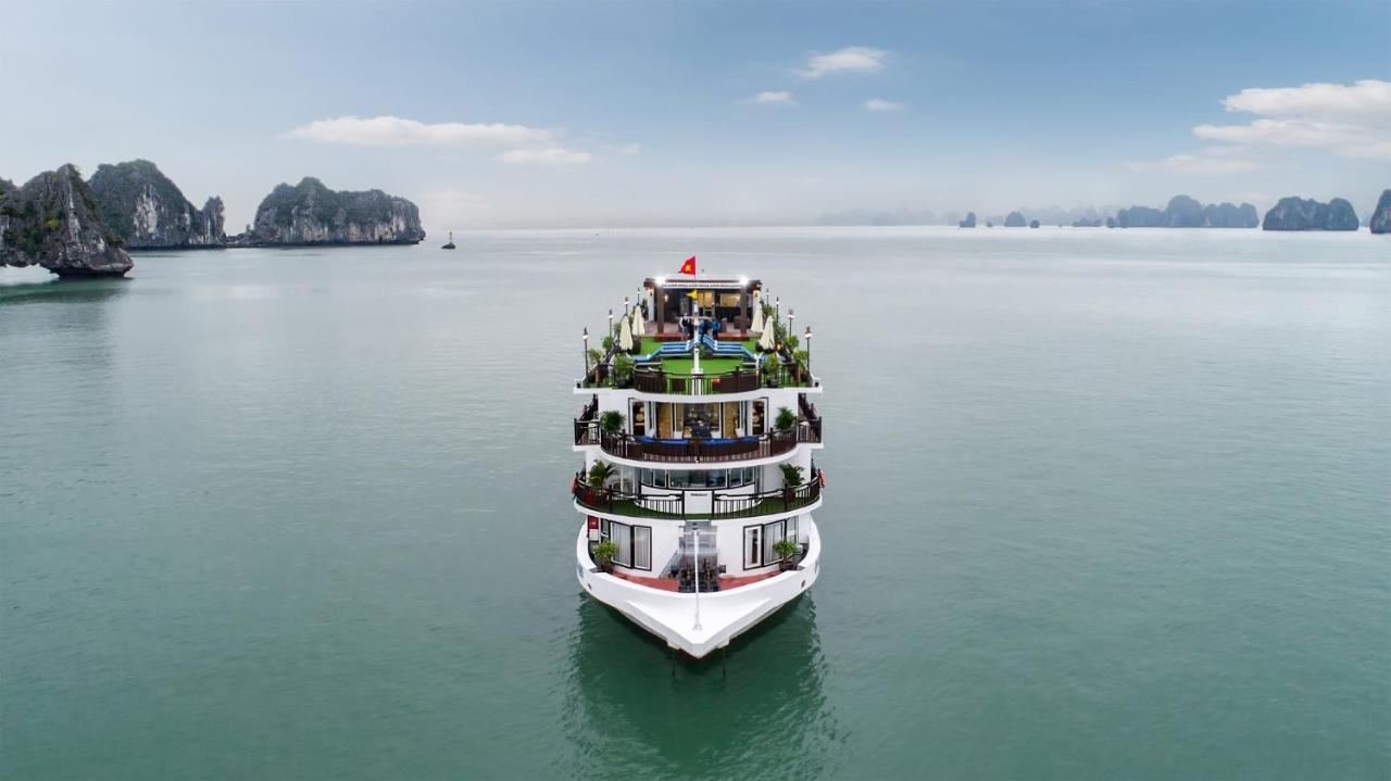 Amanda Cruise Ha Long Bay Exterior photo