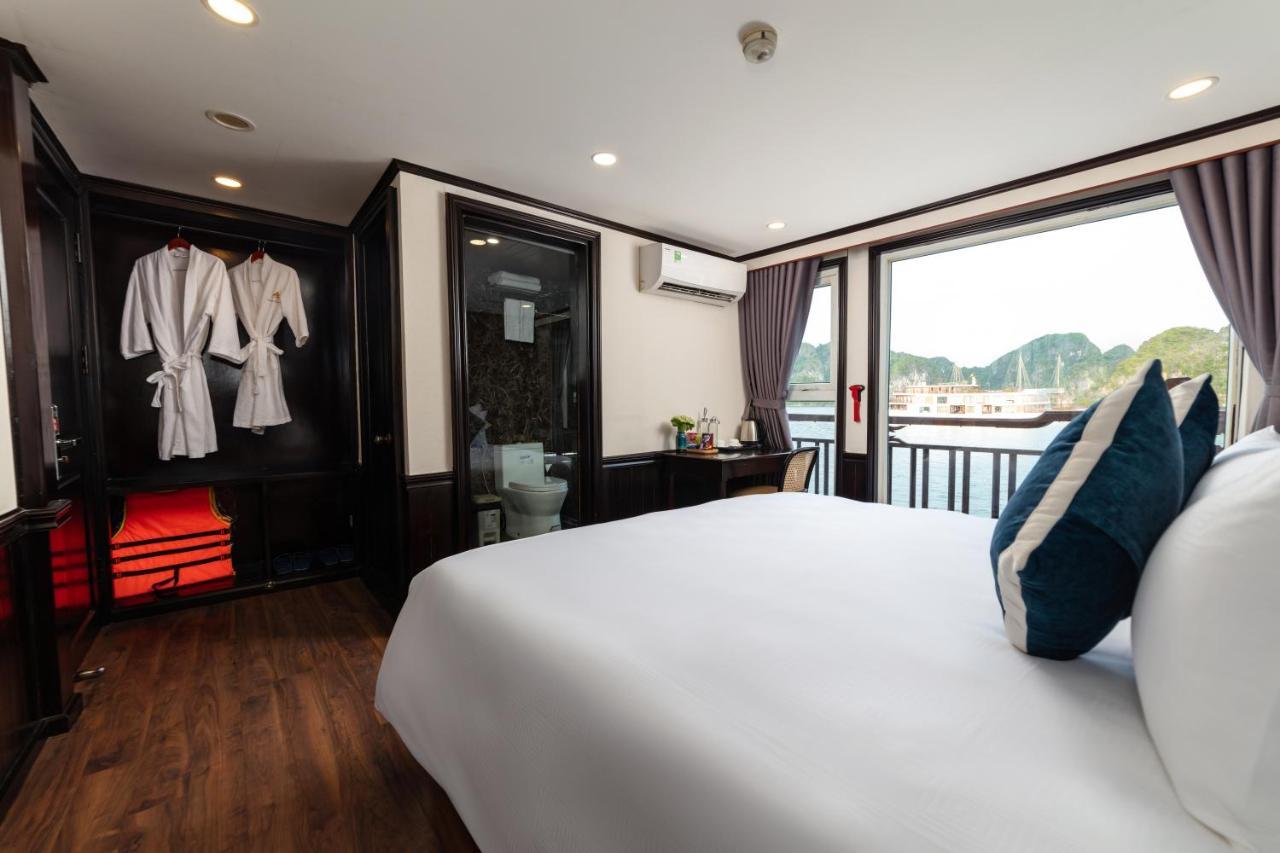 Amanda Cruise Ha Long Bay Exterior photo