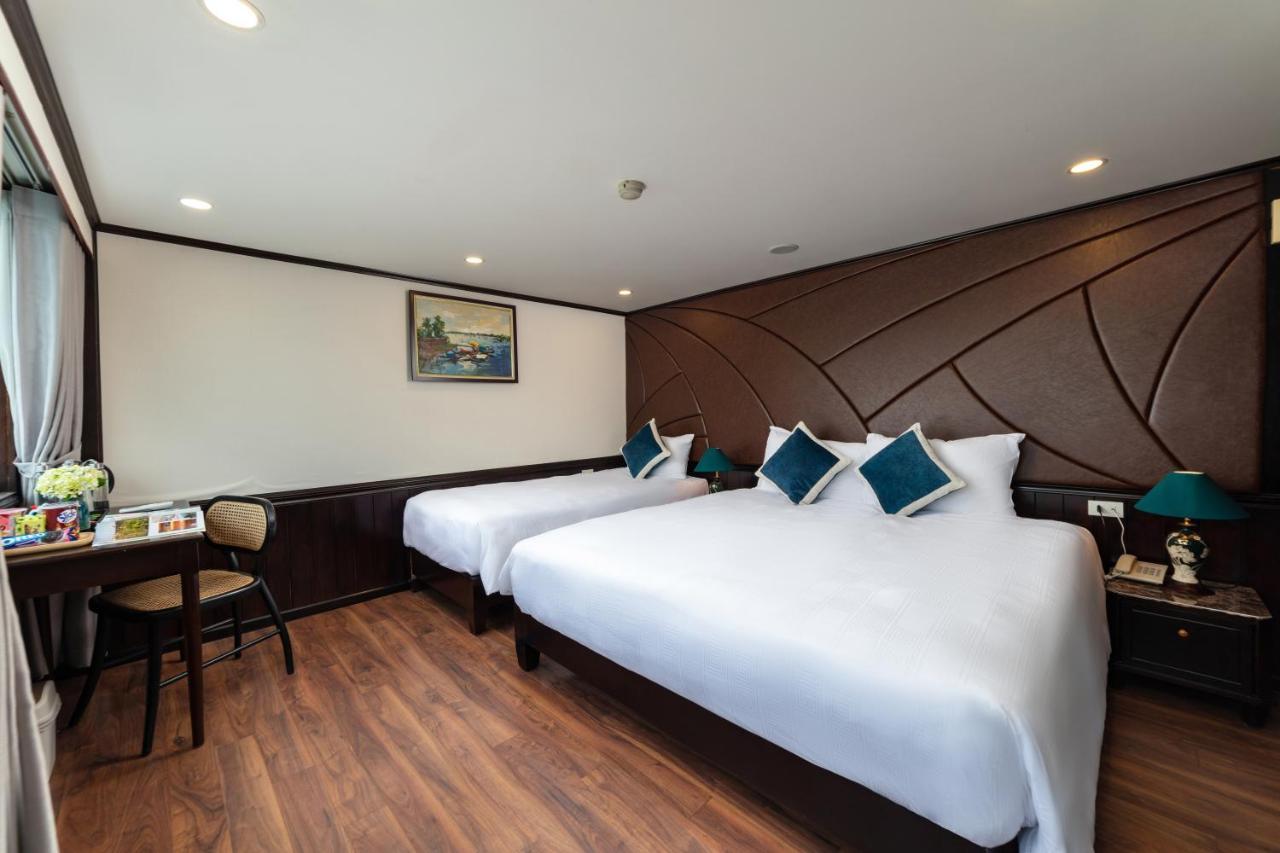 Amanda Cruise Ha Long Bay Exterior photo