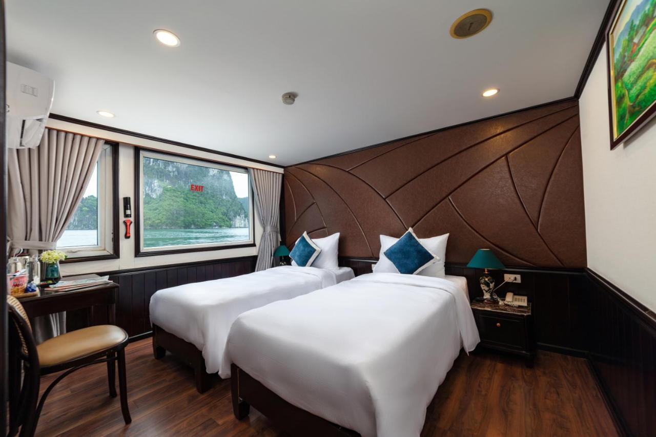 Amanda Cruise Ha Long Bay Exterior photo